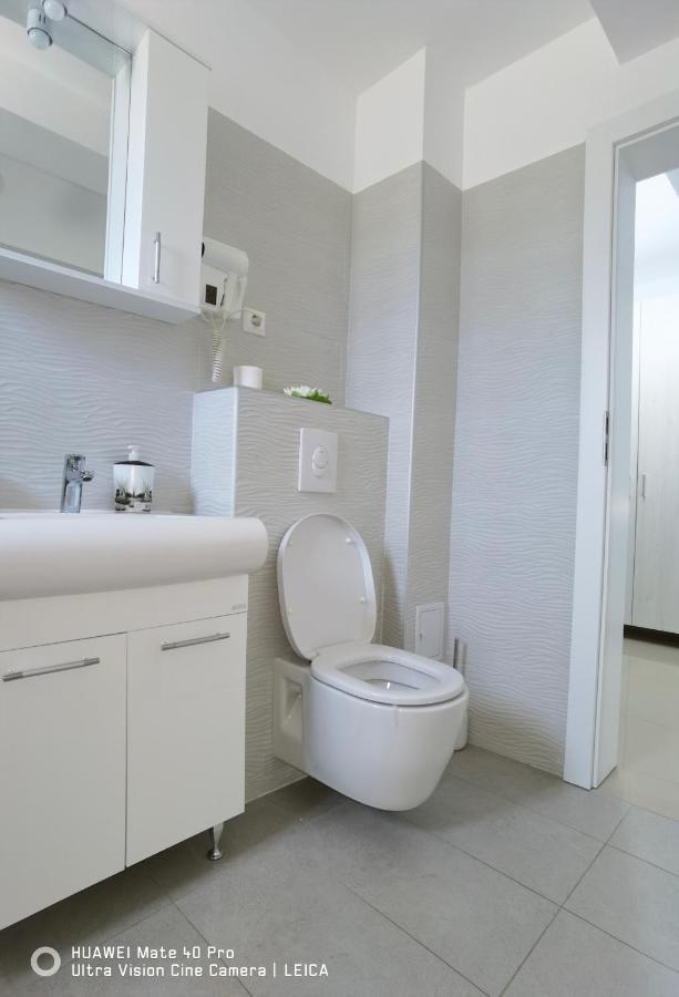 Garsoniera De La Mare Apartment Mangalia Luaran gambar